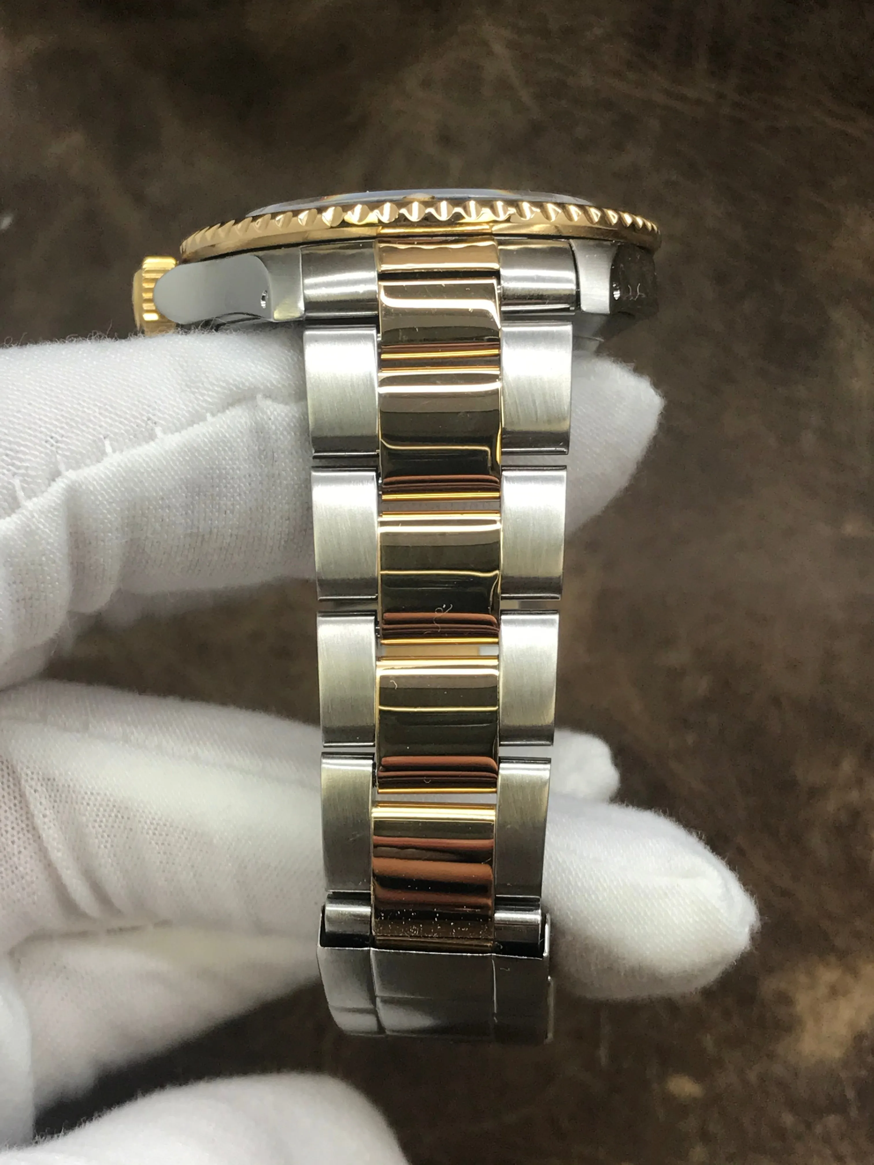 Rolex Submariner Date 16613 Champagne Dial Automatic Men's Watch